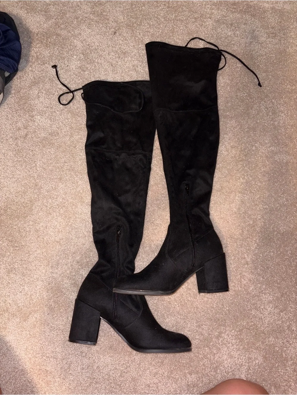Unisa stylish black